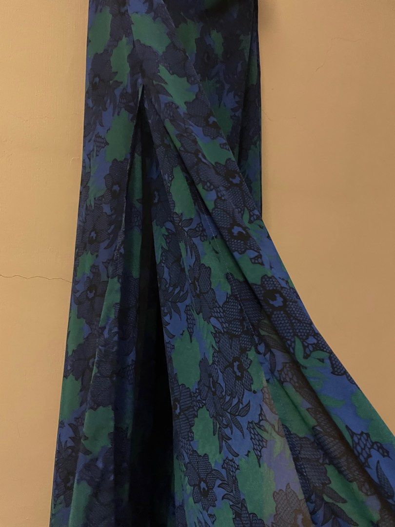 Green maxi discount skirt 60