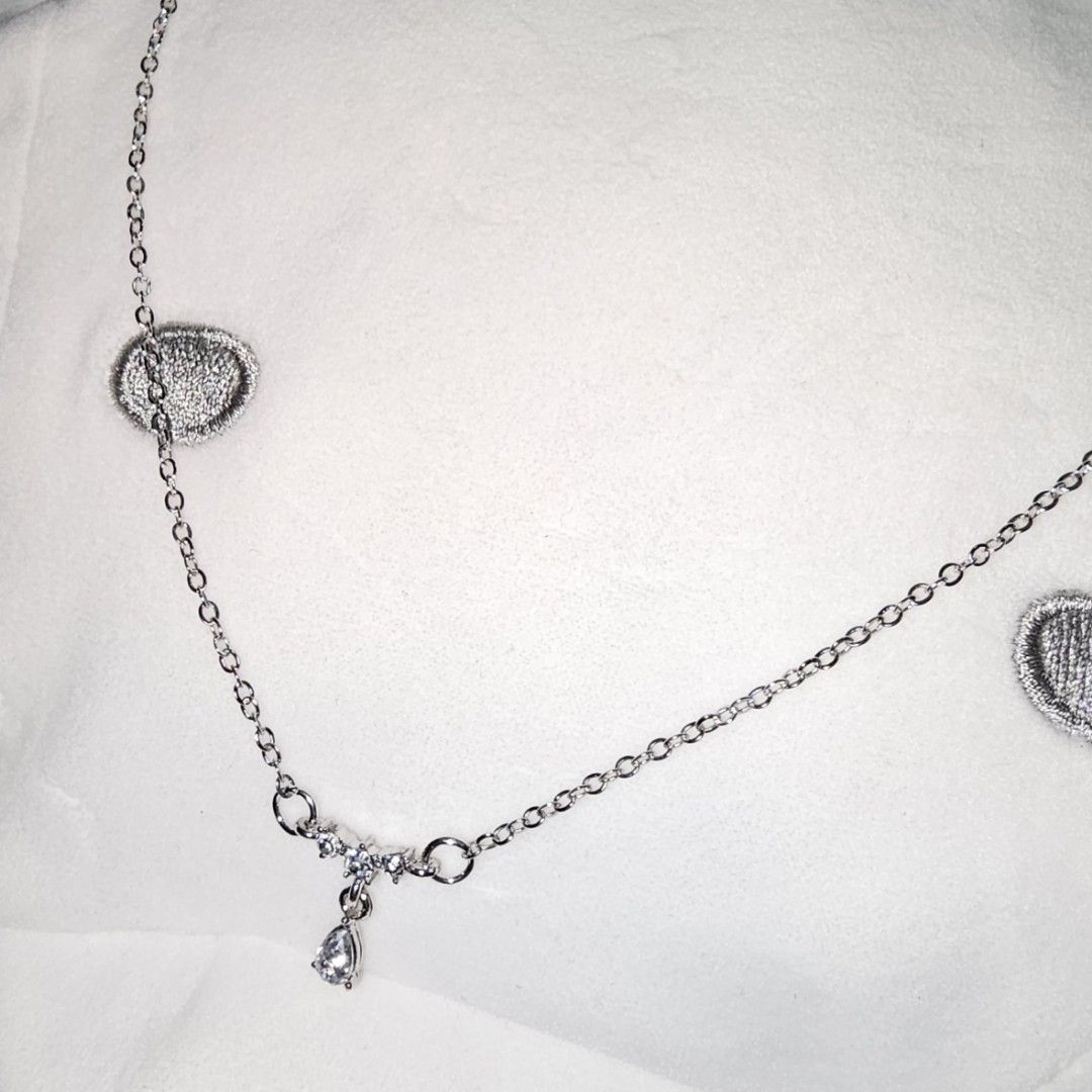 White colour necklace store