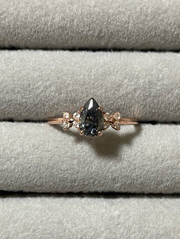 Grey hotsell mint moissanite