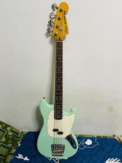 Squier Classic Vibe 60s Mustang Bass by Fender