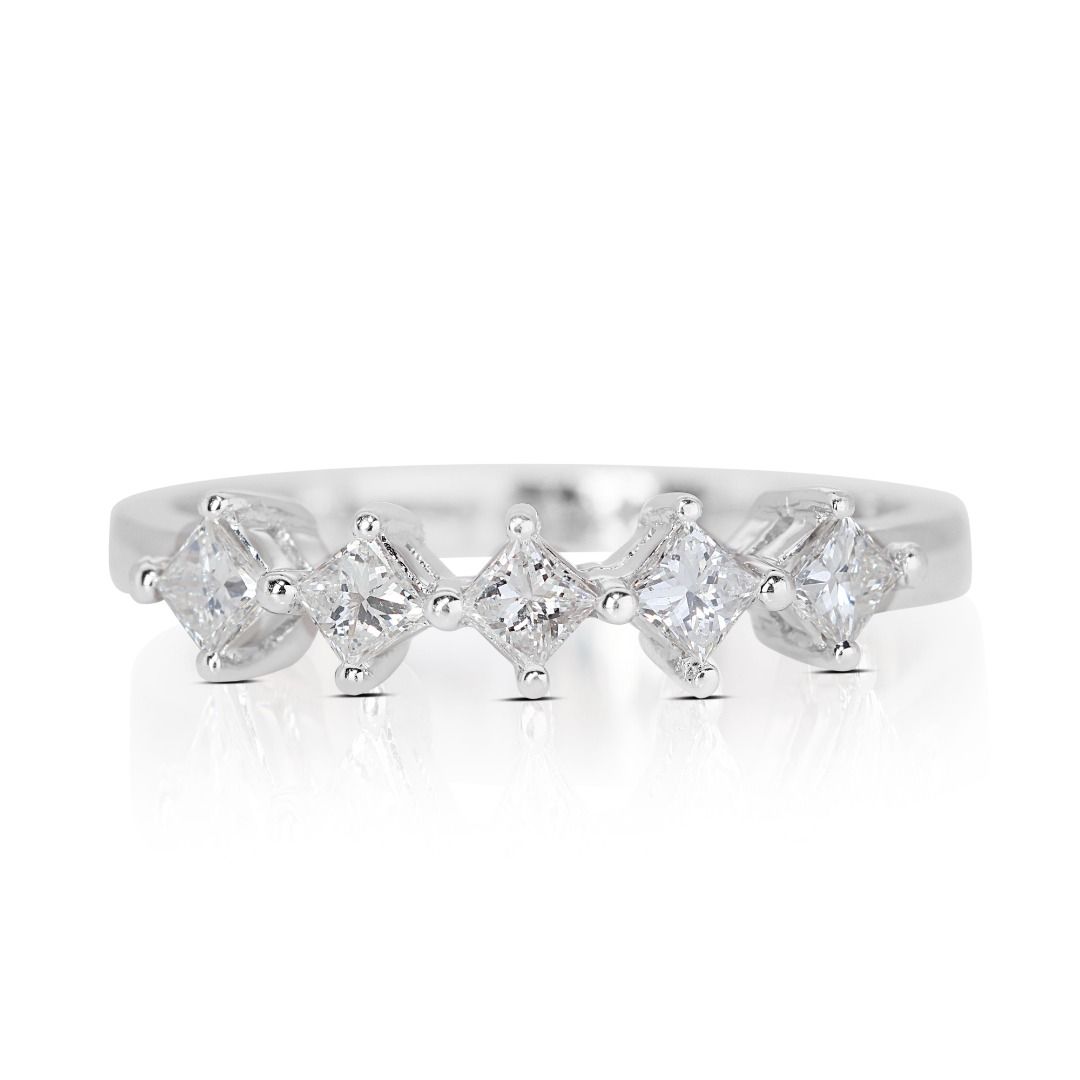 Gold ring with 5 diamonds best sale