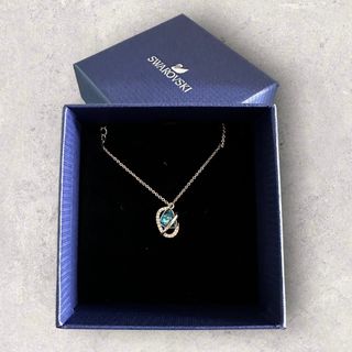 （分類：）位於 。 由 luxe.galore 提交（商品編號 1275003987，圖片 1）。簡介： 。