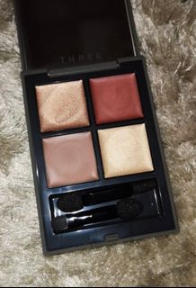 (Category: ) located in . Submitted by helpmeclearmymakeup (Listing ID 1275008085, Image 1). Description: .