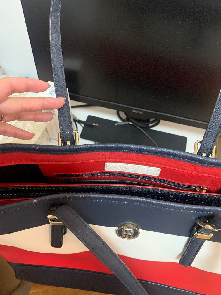 Tommy hilfiger bag leather on sale