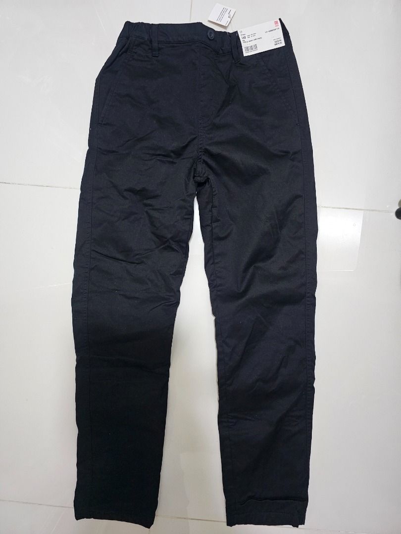 Uniqlo Stretch Warm Lined Pants, Women's Fashion, Bottoms, Jeans & Leggings  on Carousell