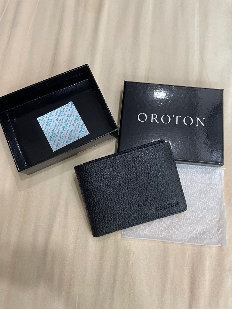 Wallet Oroton genuine leather, Men's Fashion, Watches & Accessories
