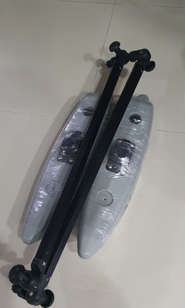 Yakgear kayak outriggers, Sports Equipment, Fishing on Carousell