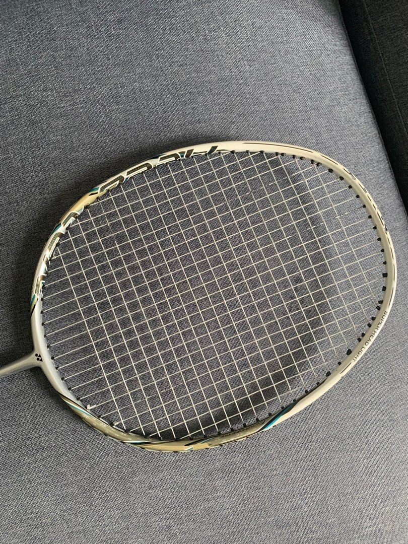 Yonex Nanoray 750 Badminton Racket, Sports Equipment, Sports