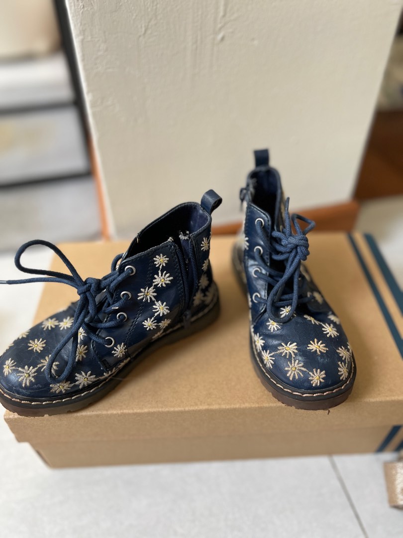 Zara daisy boots hot sale