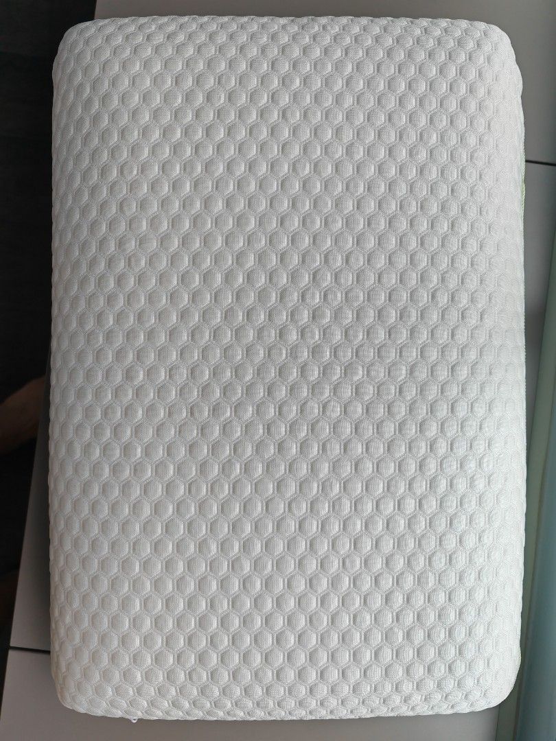 Dunelm deals latex pillows