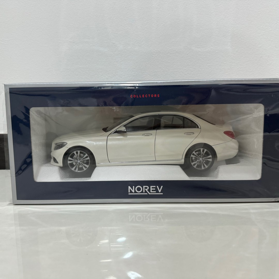 1:18 Norev Mercedes Benz C Class W205 (White), Hobbies & Toys