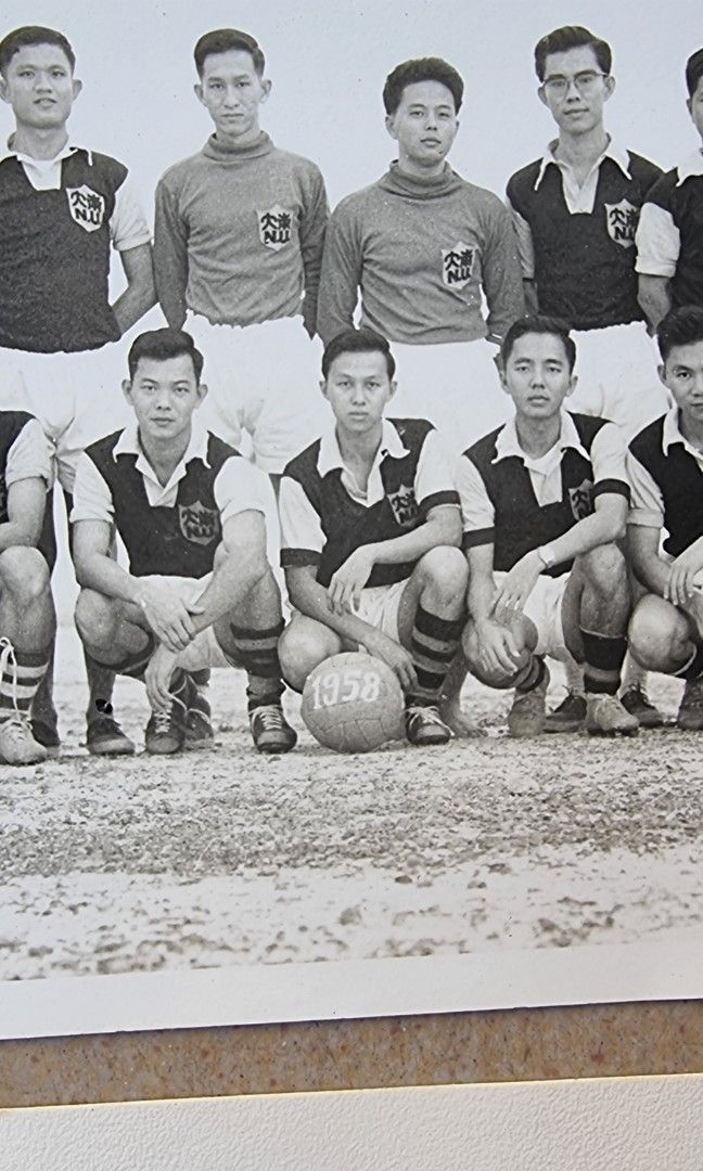 1968 Old Football Team Photo Gambar Lama Bola not nike adidas, Hobbies