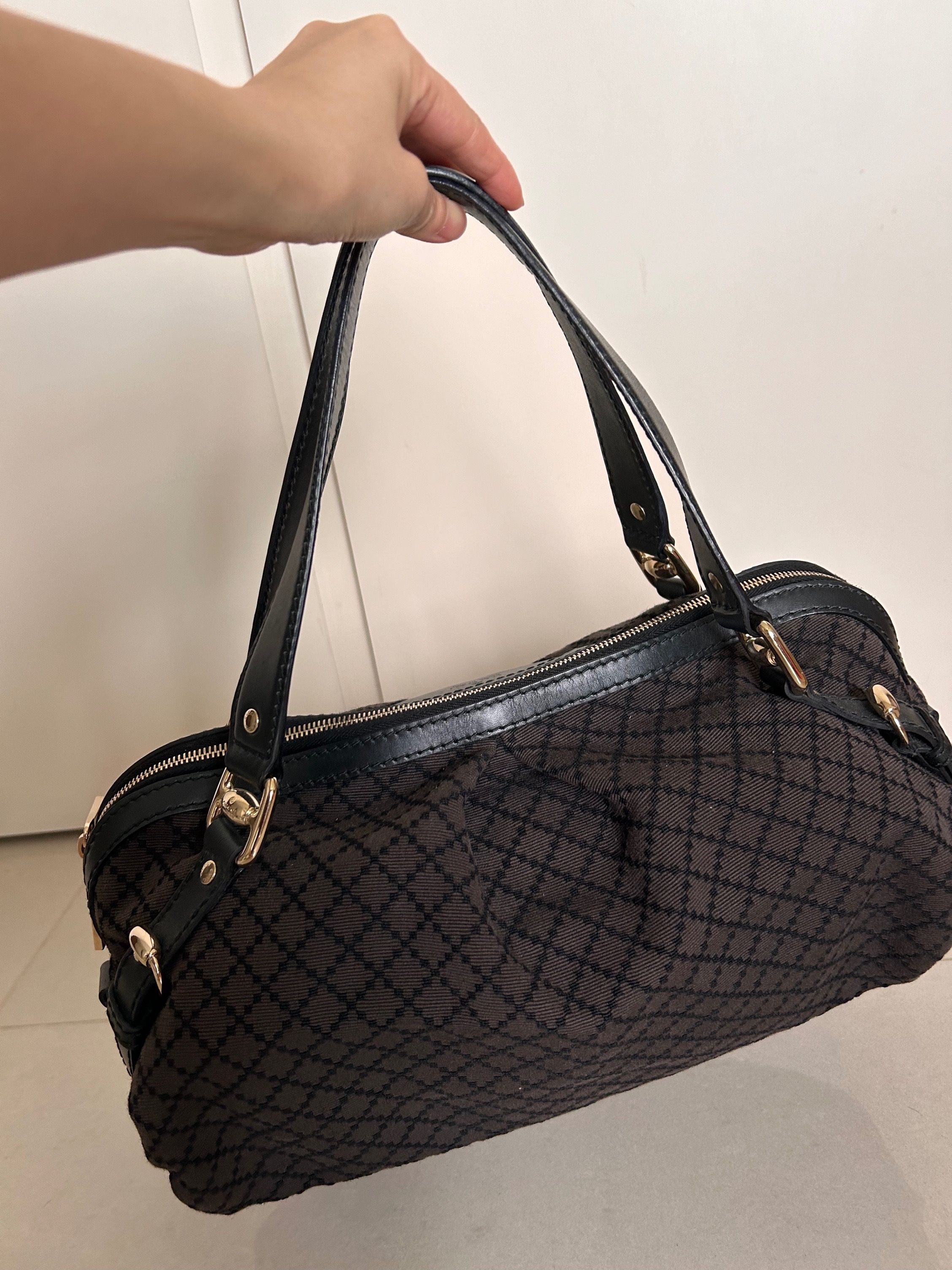 45 OFF Gucci Diamante Sukey Duffle Bag in Canvas Luxury Bags