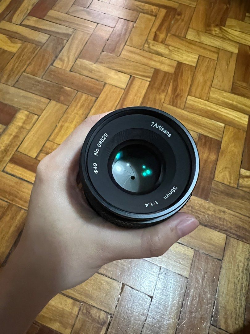 7Artisans 35mm f1.4 (micro 4/3) (M43) (Category: Lens & Kits) located in Makati City. Submitted by lisa.daisy (Listing ID 1269179928, Image 3). Description: 7Artisans 35mm f1.4 (micro 4/3) (M43) Bought in October 2023 Fixed lens Compatible for any Micro 4/3 camera I used it on my Lumix gx9 Inclusions: > box > both lens caps > 7Artisans cloth bag > a cleaning cloth Rfs: I bought this to try fixed lenses for a lower aperture but realized that I pre