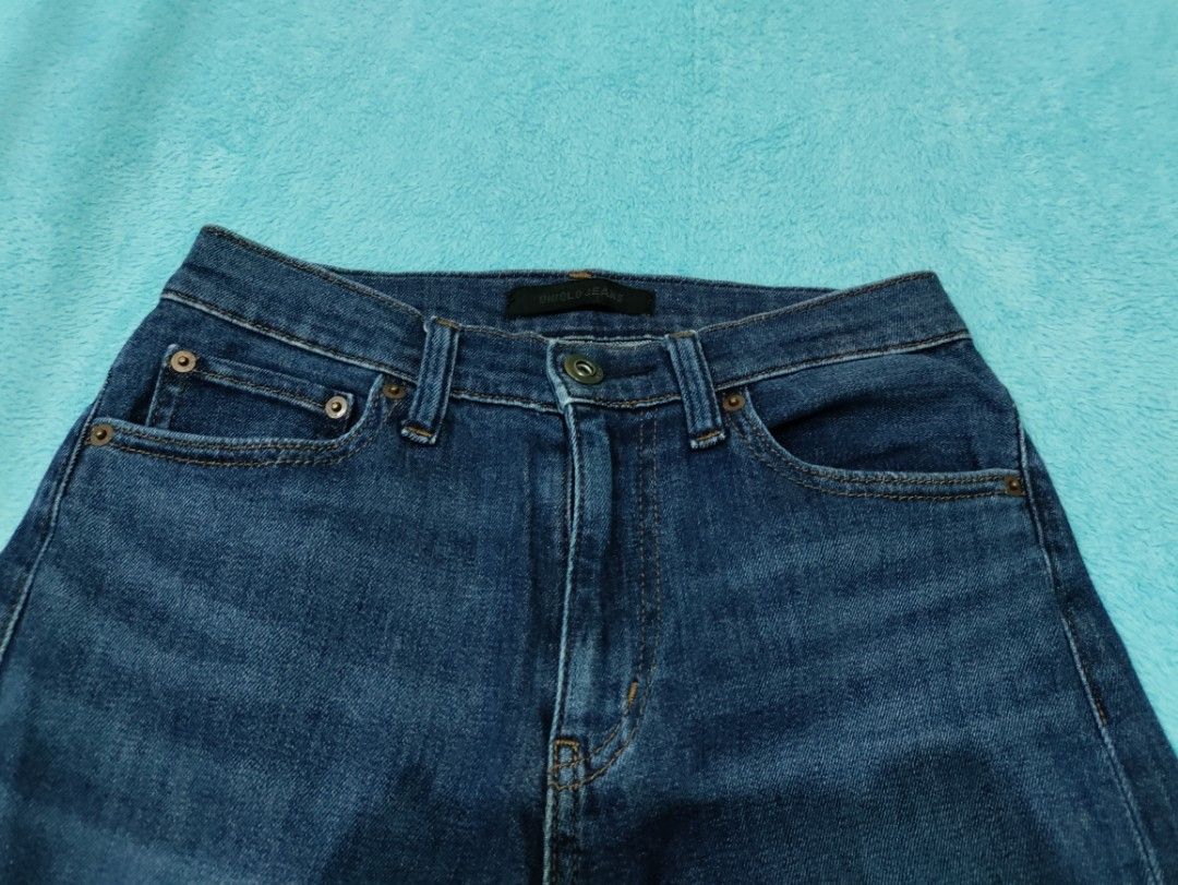 Uniqlo Peg Top High Rise Jeans 23inch (58.5cm), Women's Fashion