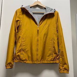 土黃色外套風褸 雙面兩面 行山適用 Uniqlo Jacket Hiking