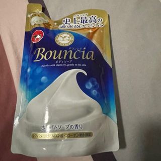 日本牛乳石鹼 Bouncia美肌滋潤沐浴乳補充包400ml 優雅花香