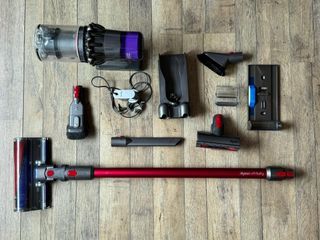 壞摩打 Dyson V11 fluffy 吸塵機 全套出售