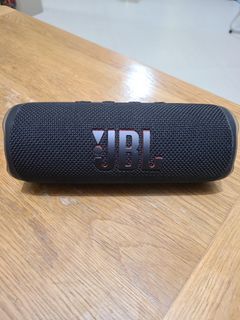 [平放] JBL Flip 6 Black