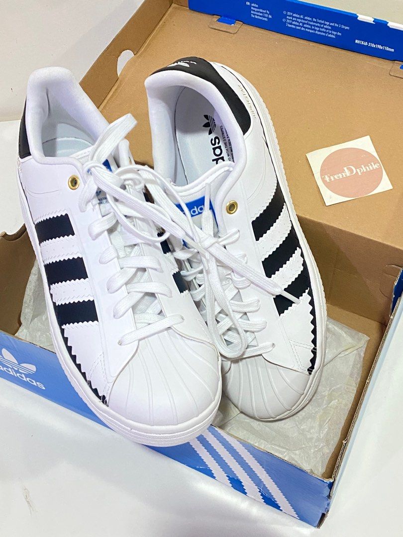 Adidas lucky chinatown mall shop 360
