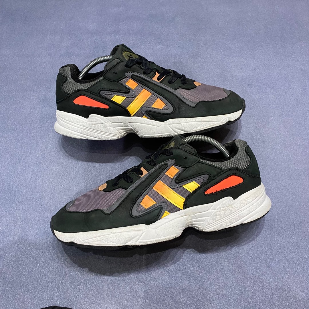 ADIDAS YUNG 96 8.5UK L 72 Men s Fashion Footwear Sneakers on