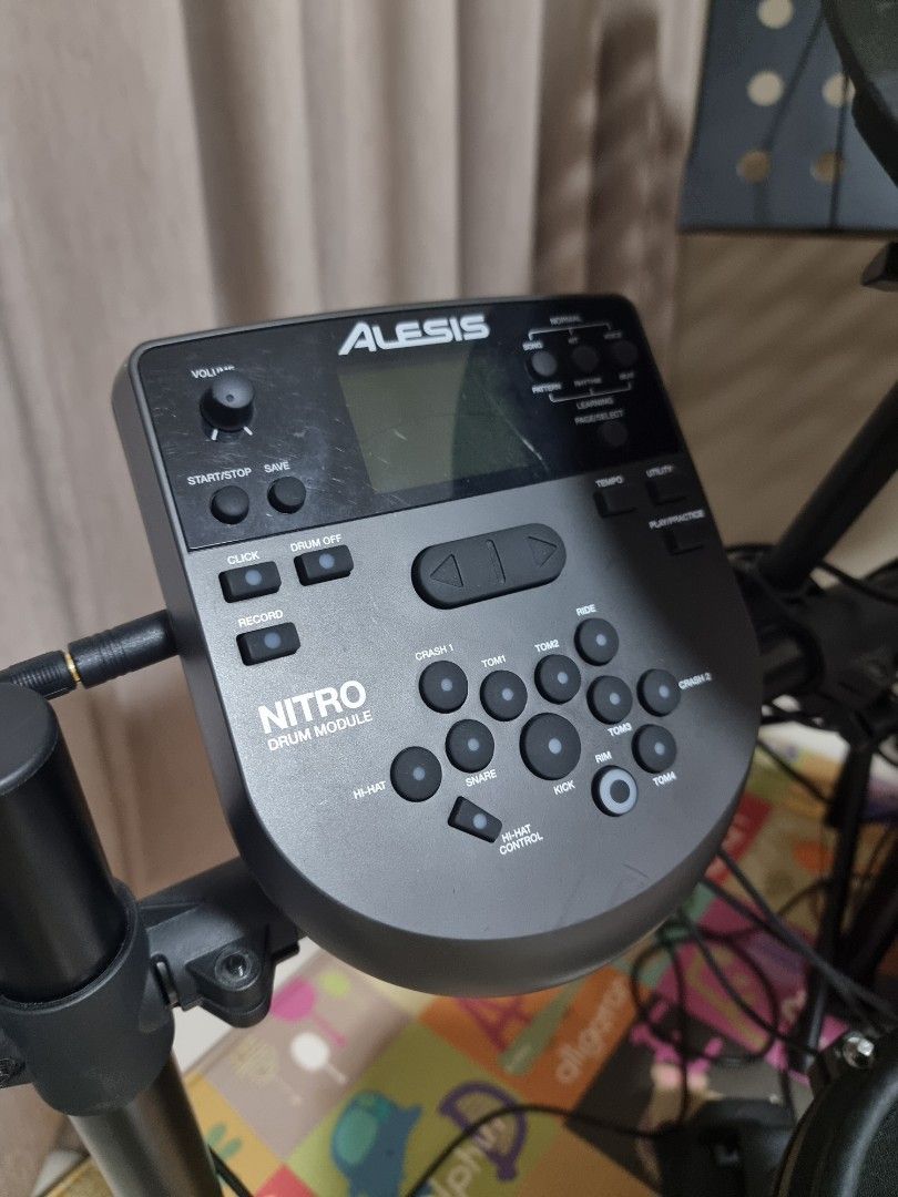 Alesis Nitro Mesh Electronic Drum Kit, Hobbies & Toys, Music & Media