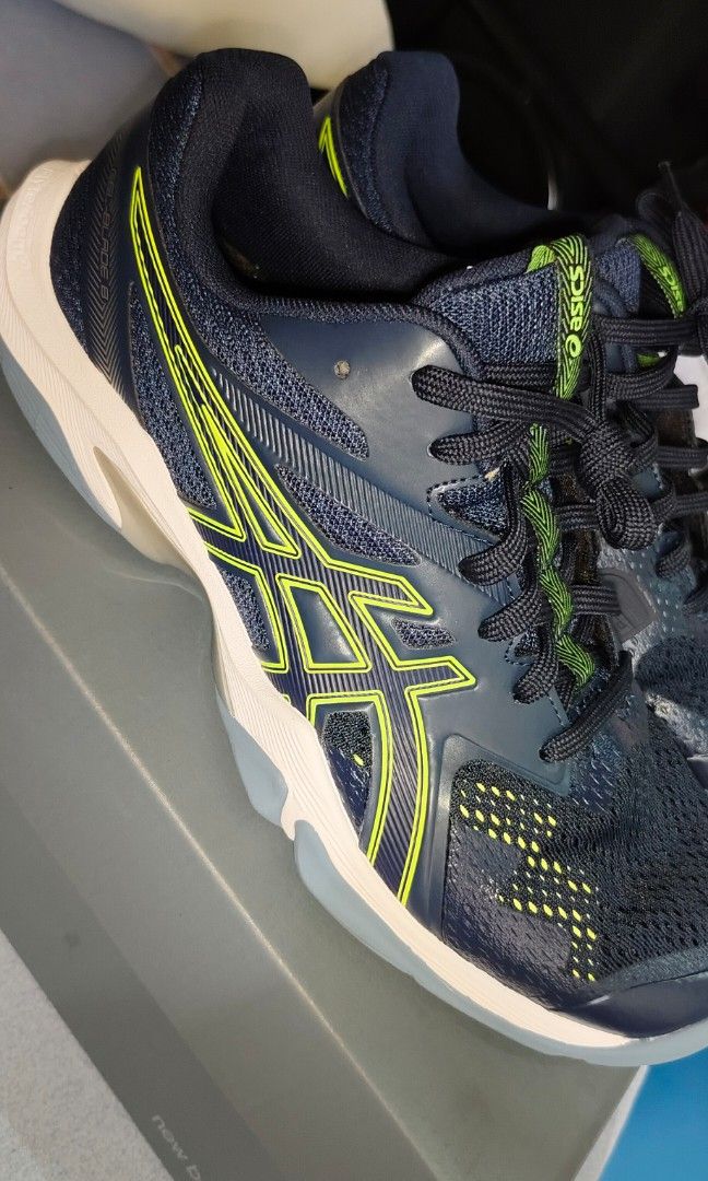 Asics gel blade on sale 8