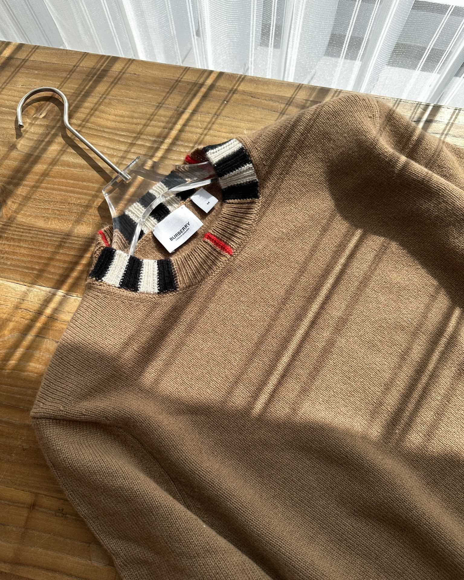 Burberry color block sweater top