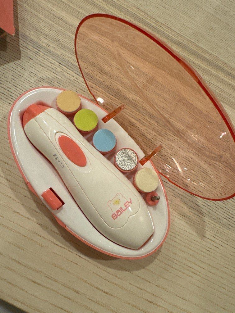 Baby Nail Care Grinder (Category: Baby Toiletries & Grooming) located in Taguig. Submitted by garagefinds (Listing ID 1269191335, Image 2). Description: -Baby nail care grinder -Original price: 1k- -Used once.