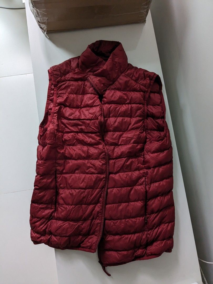 Uniqlo red clearance vest