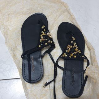 black flats