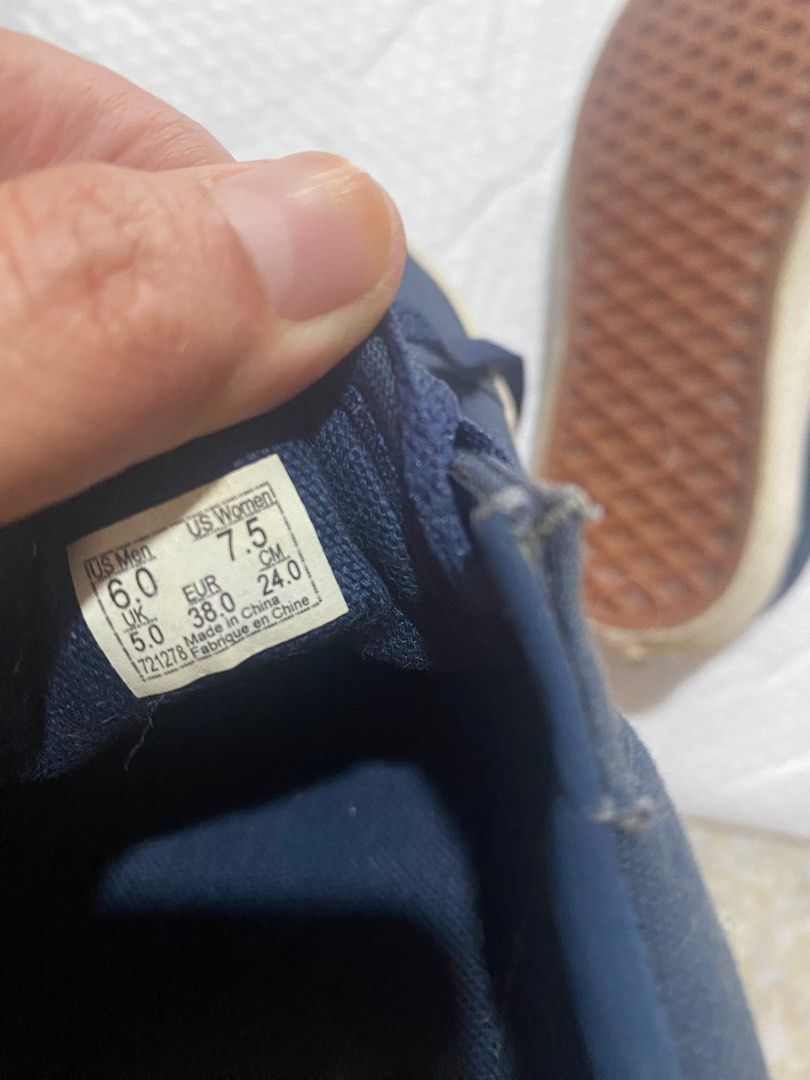 Blue vans hot sale size 6