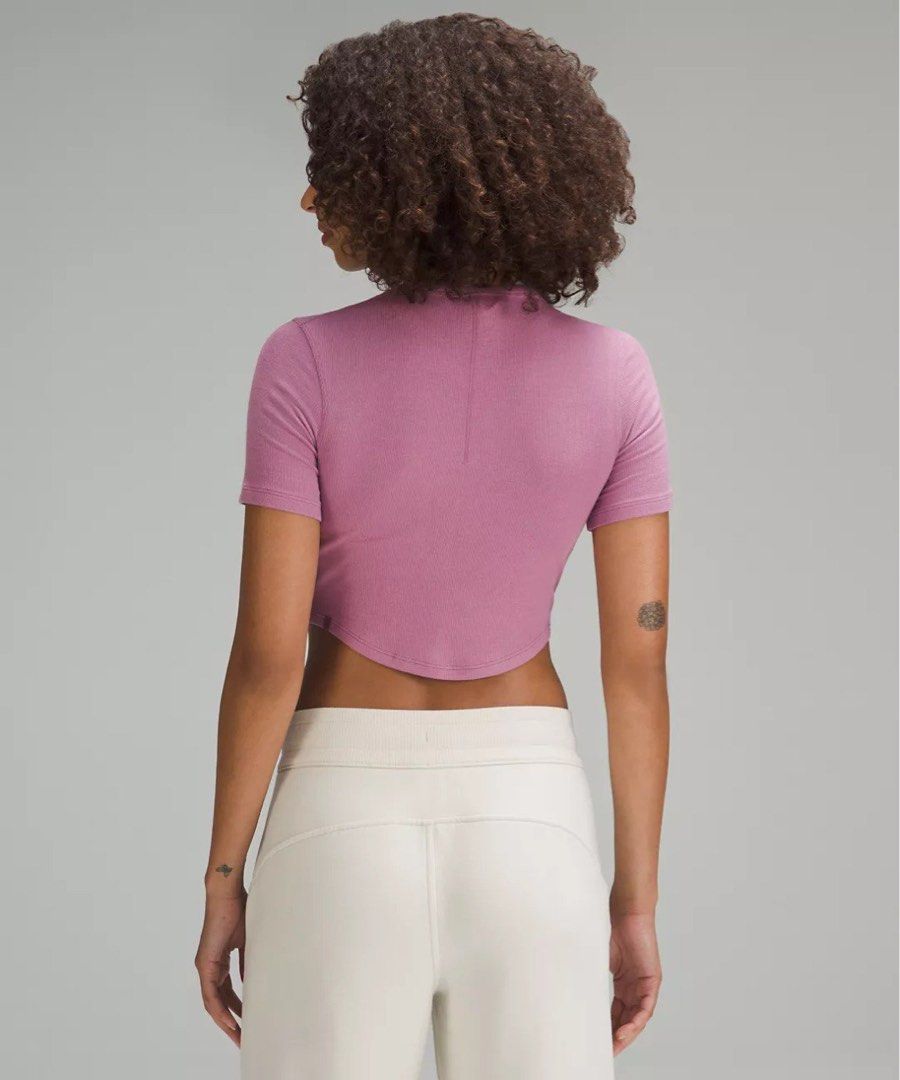 🎁BNIB Lululemon Hold Tight Cropped T-Shirt - velvet dust - size 4, Women's  Fashion, Activewear on Carousell