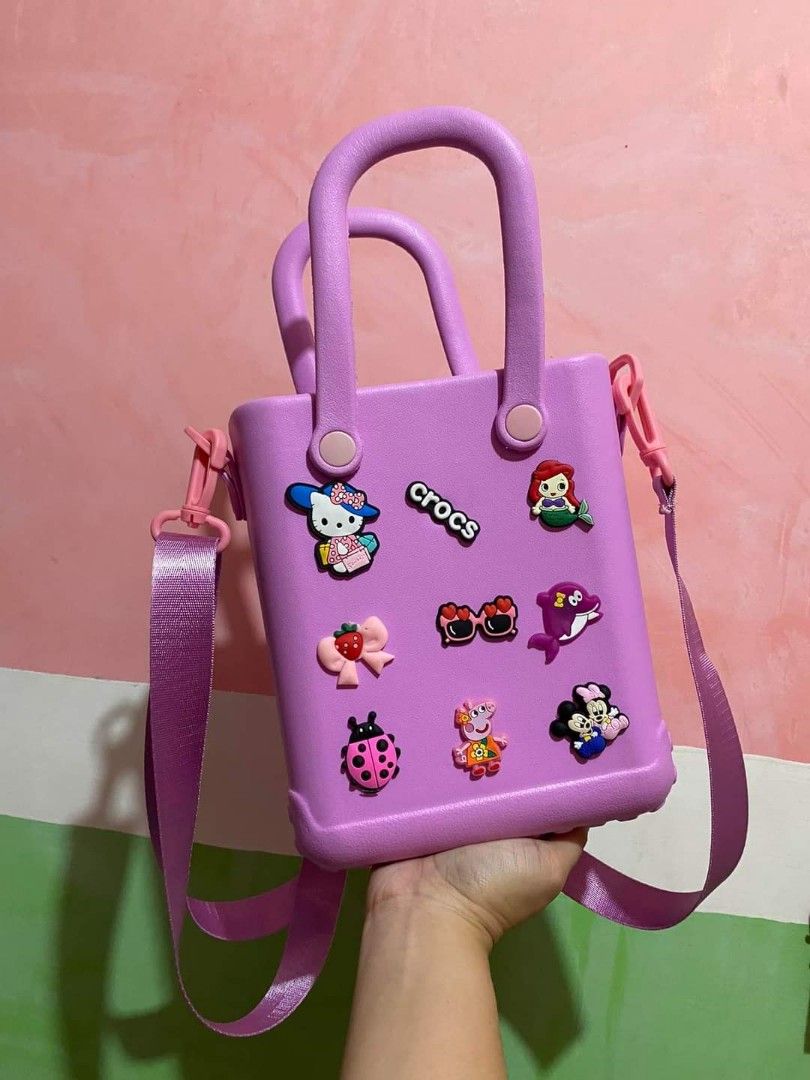 Crocs sling bag store