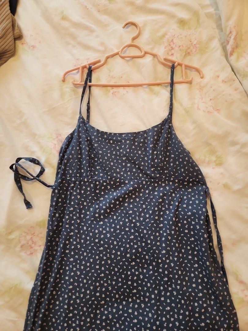 Brandy Melville, Dresses, Brandy Melville Blue Floral Colleen Slip Dress