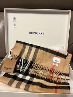 Burberry Scarf 2023