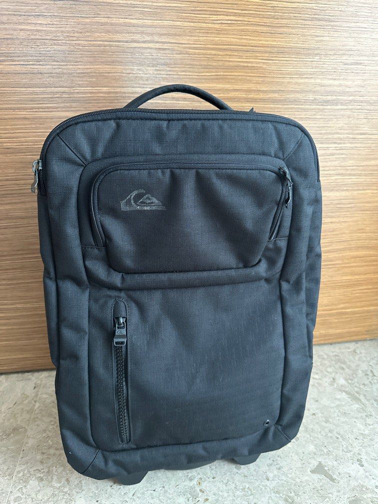 Quiksilver luggage outlet
