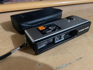 Canon佳能 110ed 連原裝皮套
