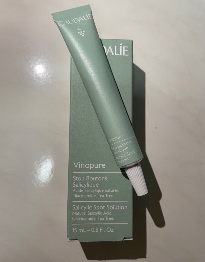 CAUDALIE Vinopure Color Correcting Spot Solution with Salicylic Acid