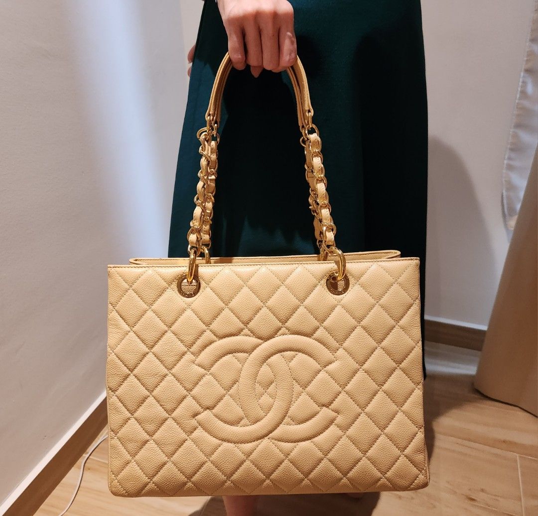 Chanel tote discount bag beige