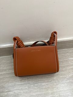 （分類：）位於 。 由 sugarada 提交（商品編號 1269107200，圖片 1）。簡介： 。