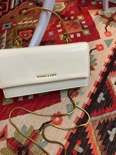Charles & Keith cross body bag 90% new