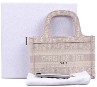 (Category: ) located in . Submitted by shop.99 (Listing ID 1269119683, Image 1). Description: .