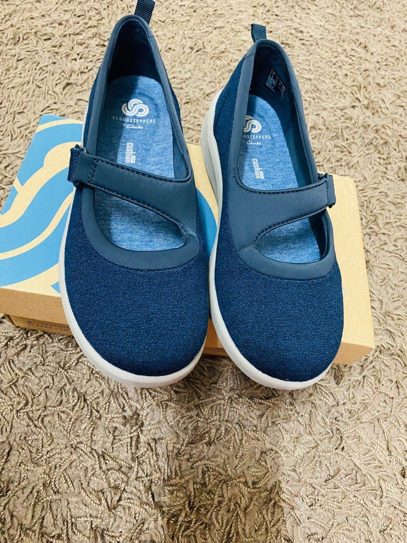 Clarks women sillian 2.0 soul Women s Fashion Footwear Sneakers