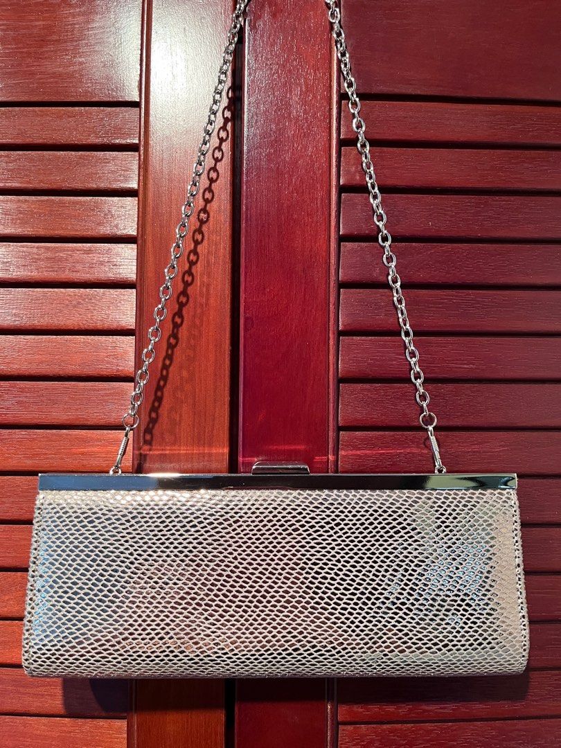 Aldo clutch outlet