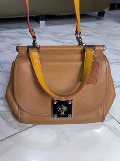 (Kategori: ) berada di . Dikirim oleh mrslanst (ID iklan 1269233392, Gambar 1). Deskripsi: .