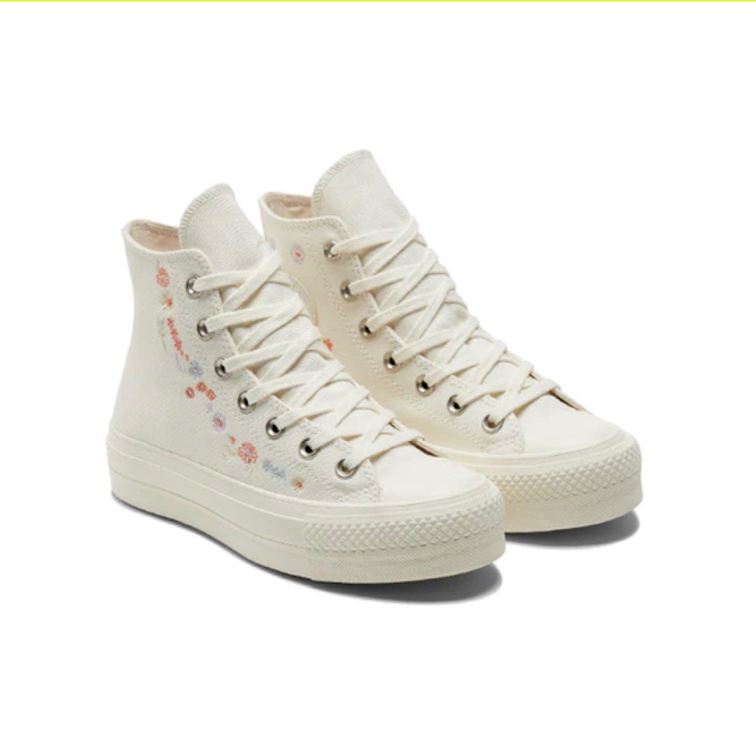 Chuck clearance taylor embroidered