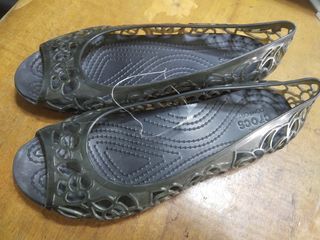 Crocs brand new