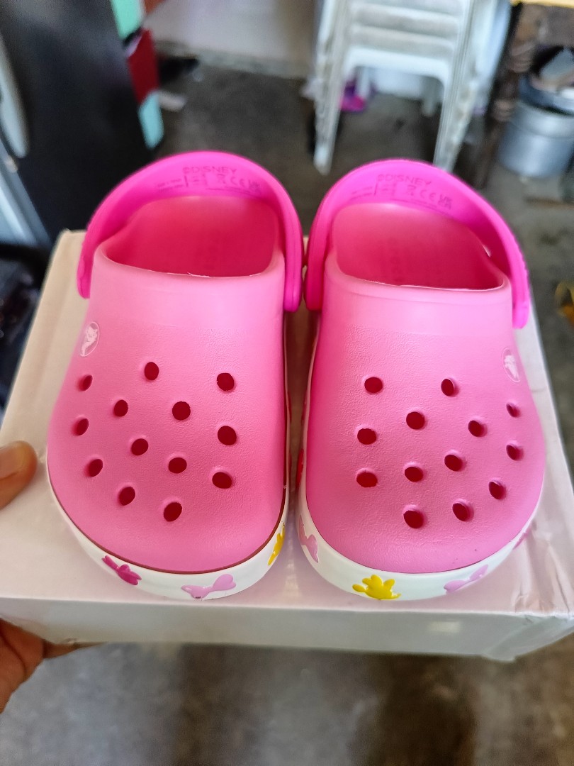 Crocs c7, Babies & Kids, Babies & Kids Fashion on Carousell