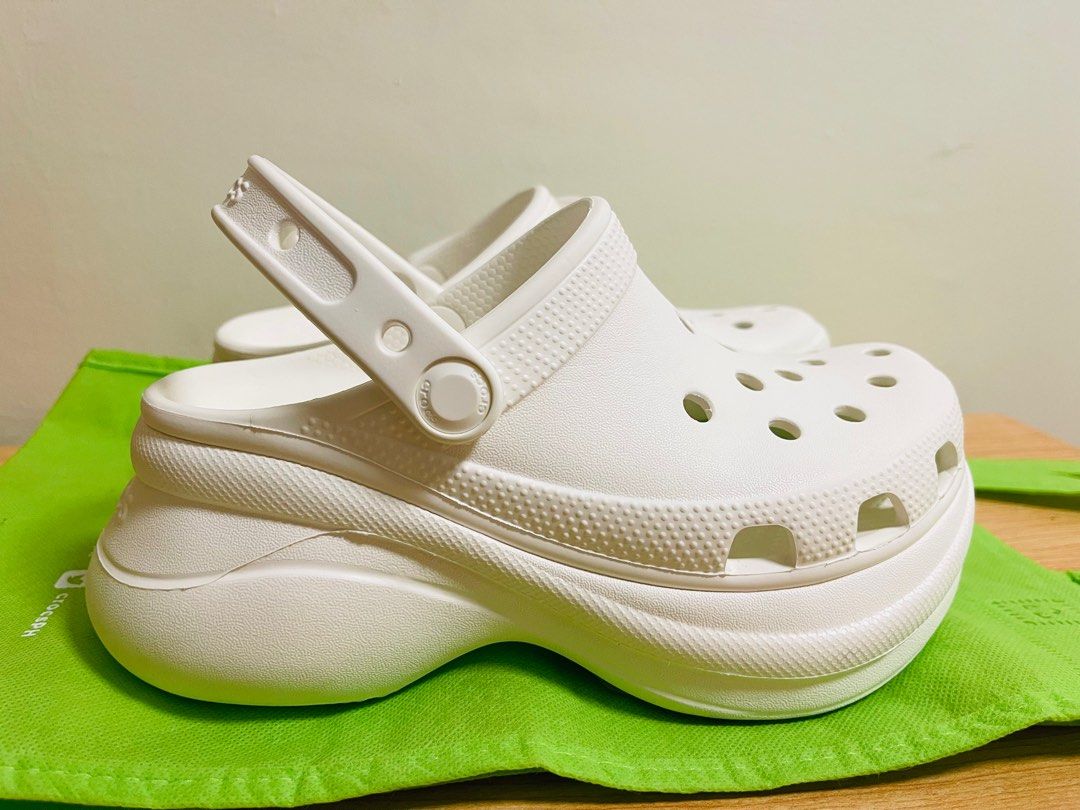 Crocs solenad on sale